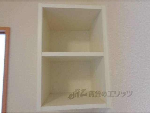 収納 棚