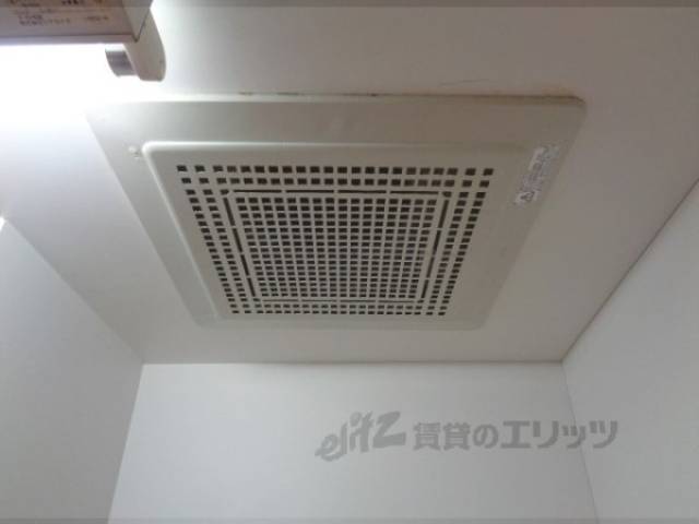 キッチン　換気扇