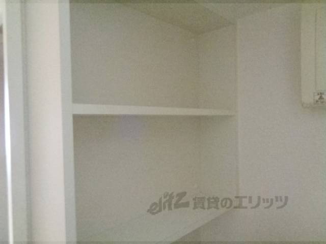 洗濯機置場　棚