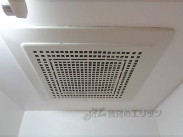 キッチン　換気扇