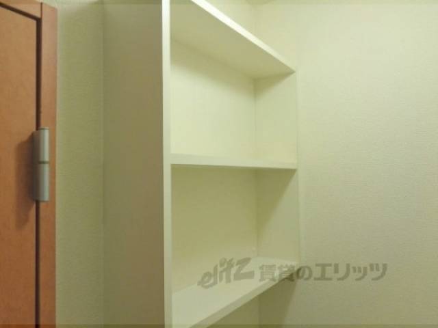 洗濯機置場　棚