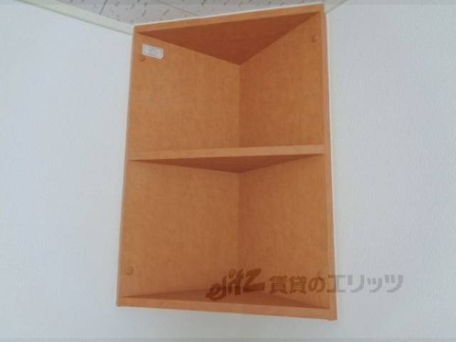 収納　棚