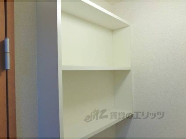 洗濯機置場　棚