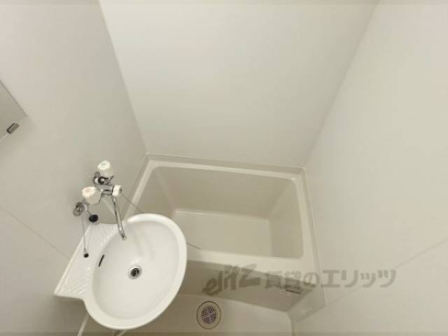 洗面所　・風呂