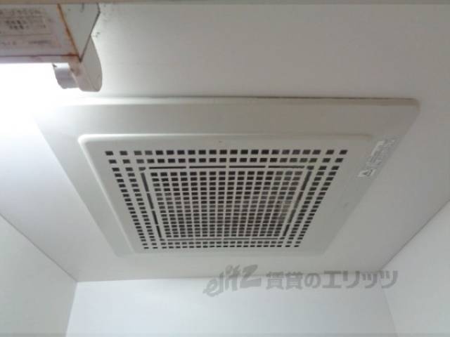 キッチン　換気扇