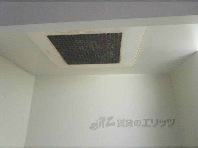 キッチン　換気扇
