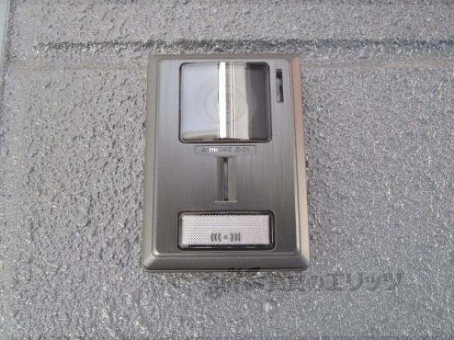 玄関　インターホン