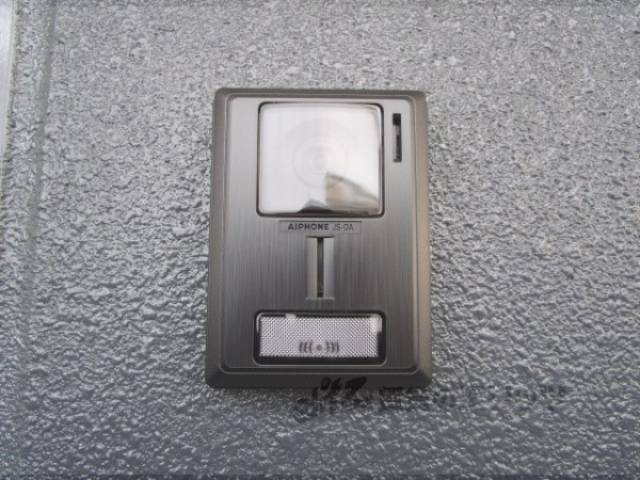 玄関　インターホン