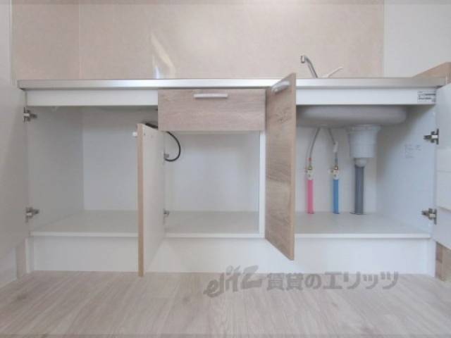 キッチン　収納