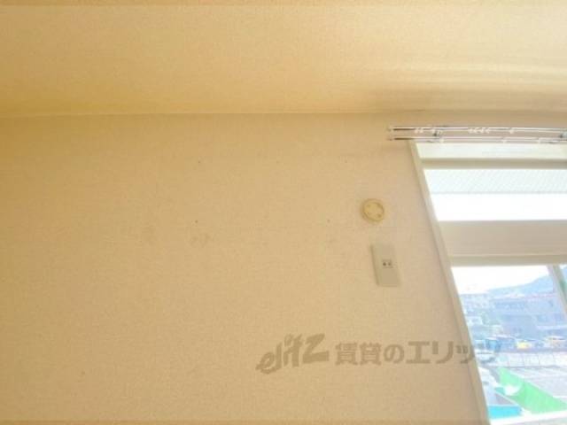 エアコン　設置場所