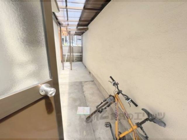 土間
