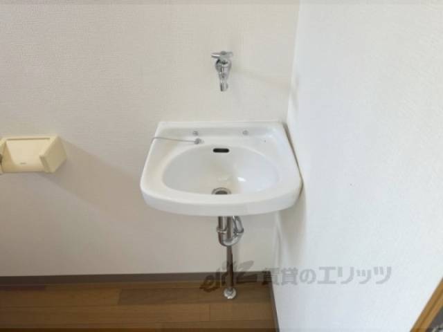 洗面所　トイレ内