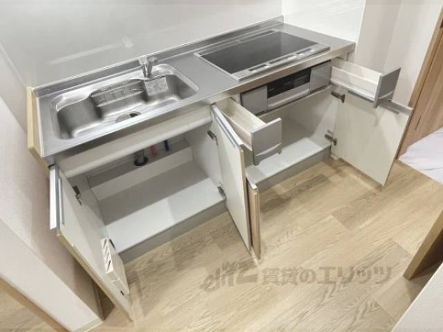 キッチン　下収納