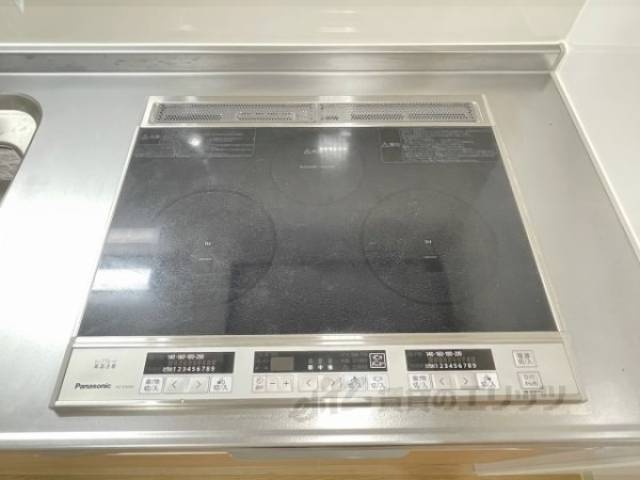 キッチン　コンロ