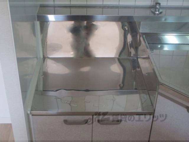 キッチン　コンロ置き場