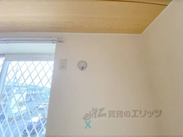 エアコン　設置場所