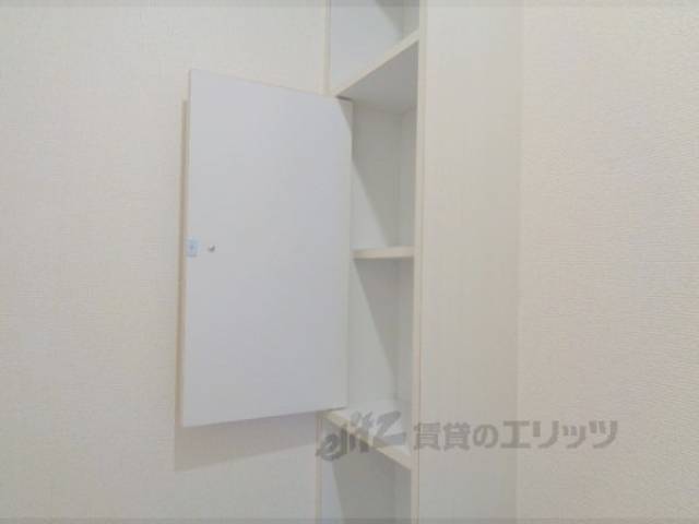 トイレ　収納