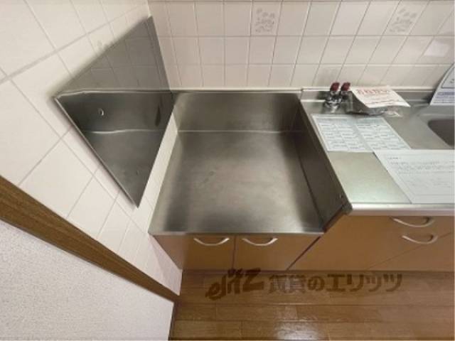 キッチン　コンロ置き場