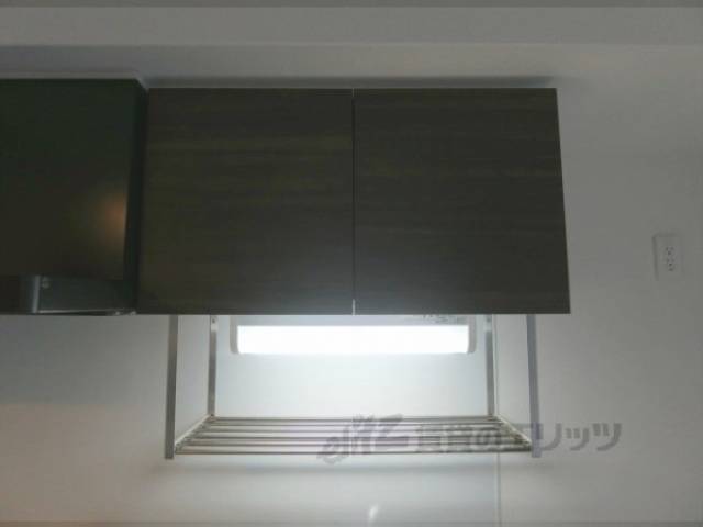 キッチン　上部収納