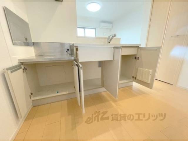 キッチン　収納