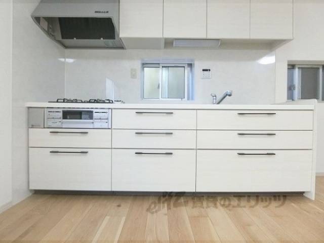 キッチン　下部収納