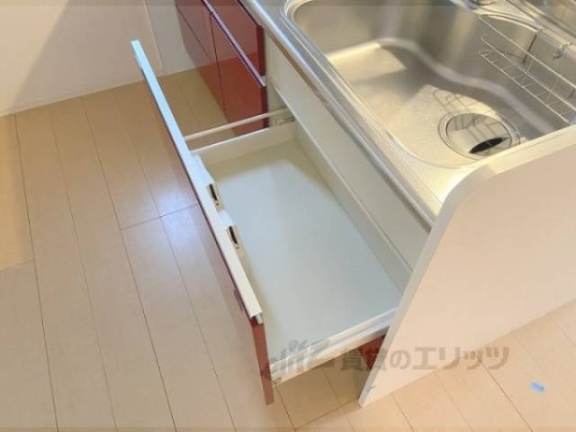 キッチン　収納