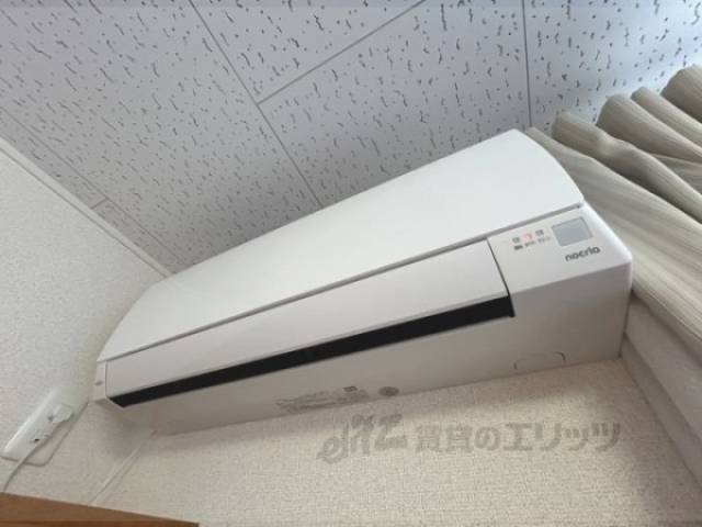 洋室　エアコン