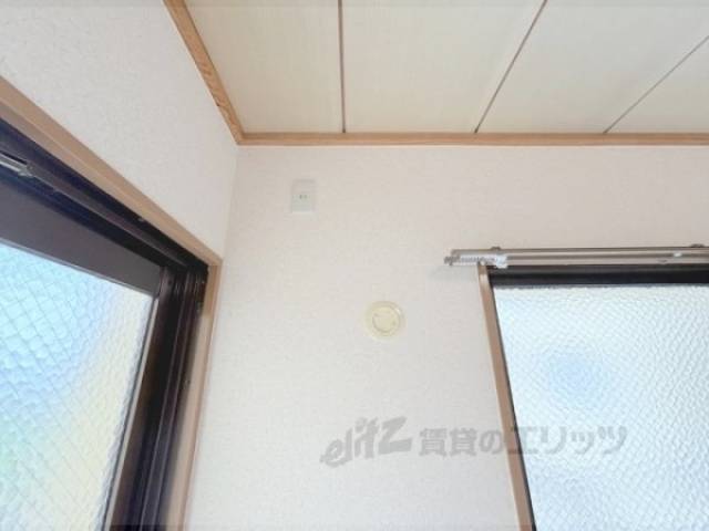 エアコン　設置場所