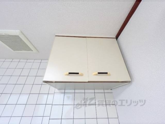 キッチン　上部収納