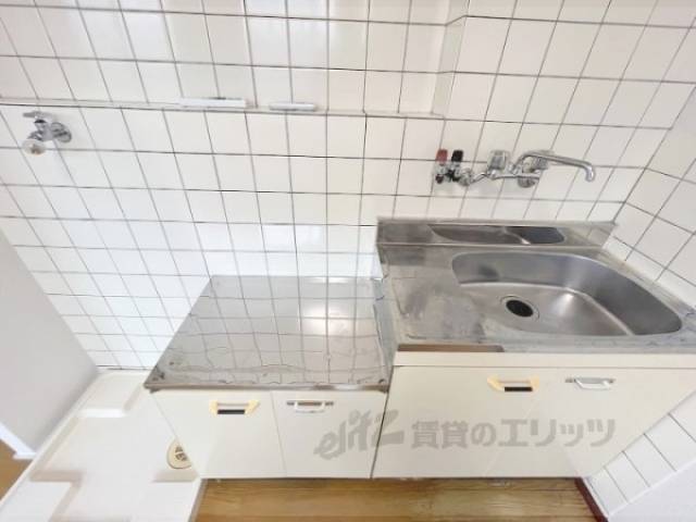 キッチン　コンロ置き場