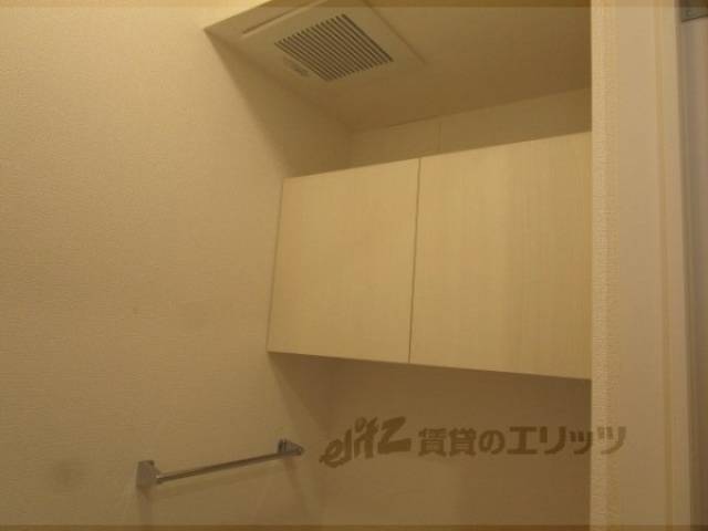 トイレ　収納