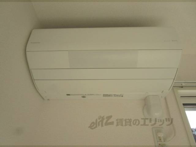 エアコン　1個目