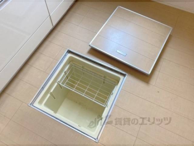 床下収納