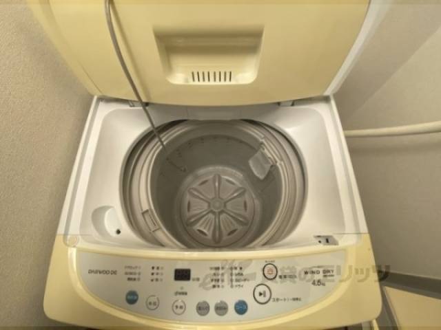 洗濯機置場　洗濯機