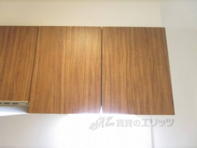 キッチン　上収納