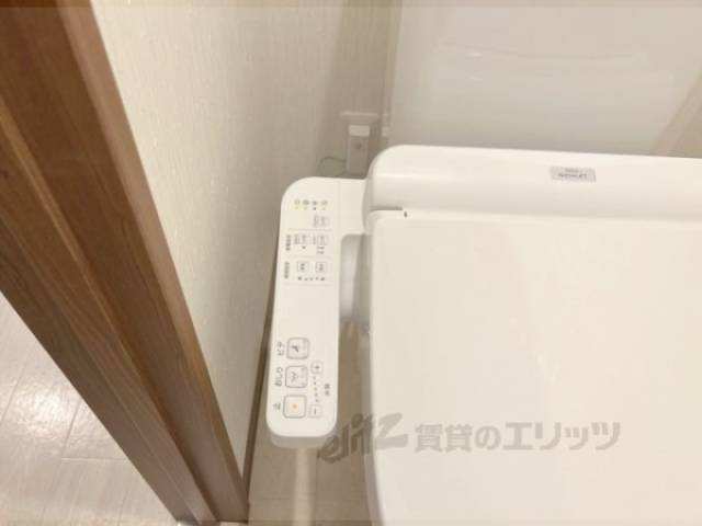 トイレ　洗浄機能付き