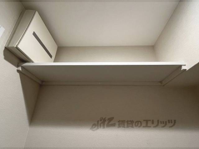 洗面所　上部収納