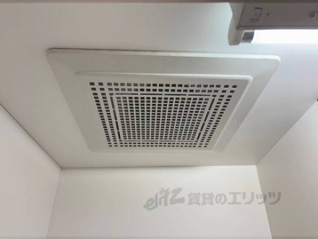 キッチン　換気扇