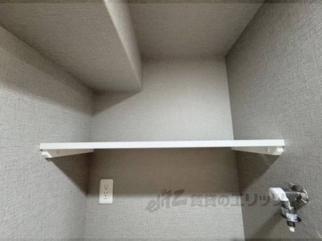 洗濯機置場　物置