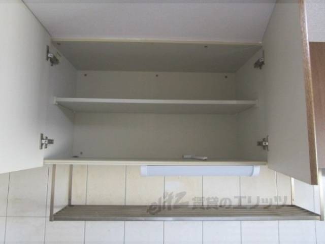 キッチン　収納