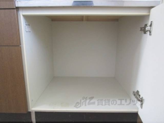 キッチン　収納