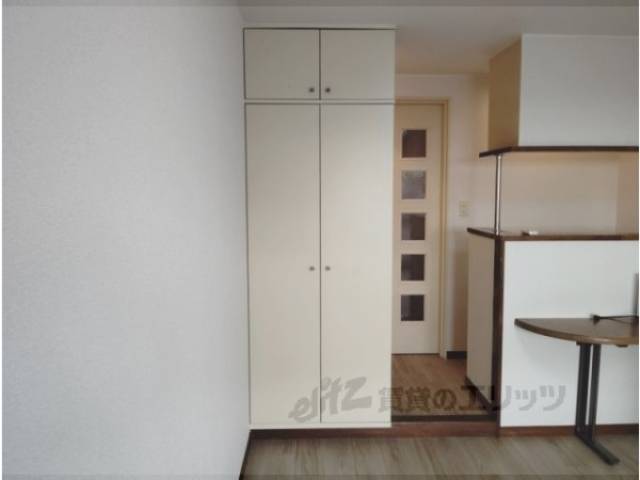 リビング　収納