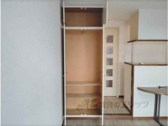 リビング　収納