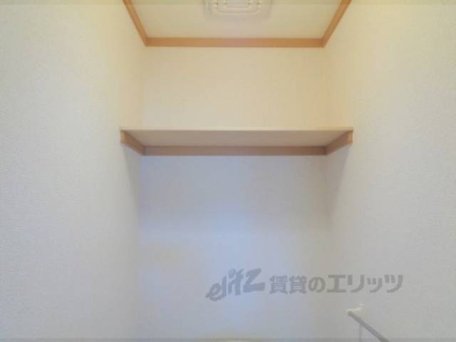 トイレ　収納