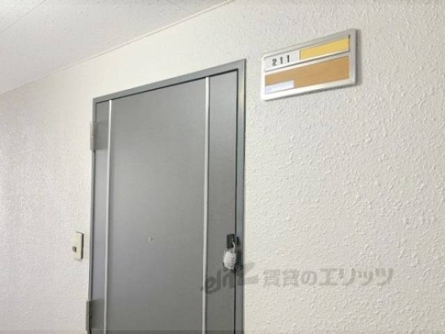 玄関　インターフォン