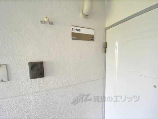 玄関　インターホン