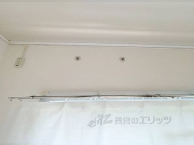 エアコン　設置場所