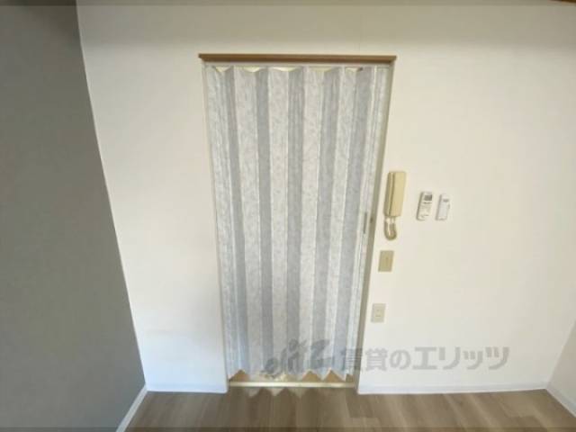 仕切りカーテン