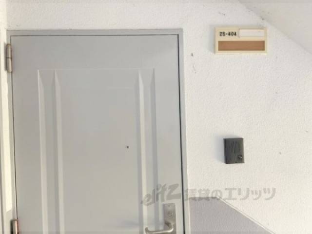 玄関　インターホン