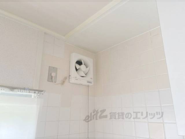キッチン　換気扇